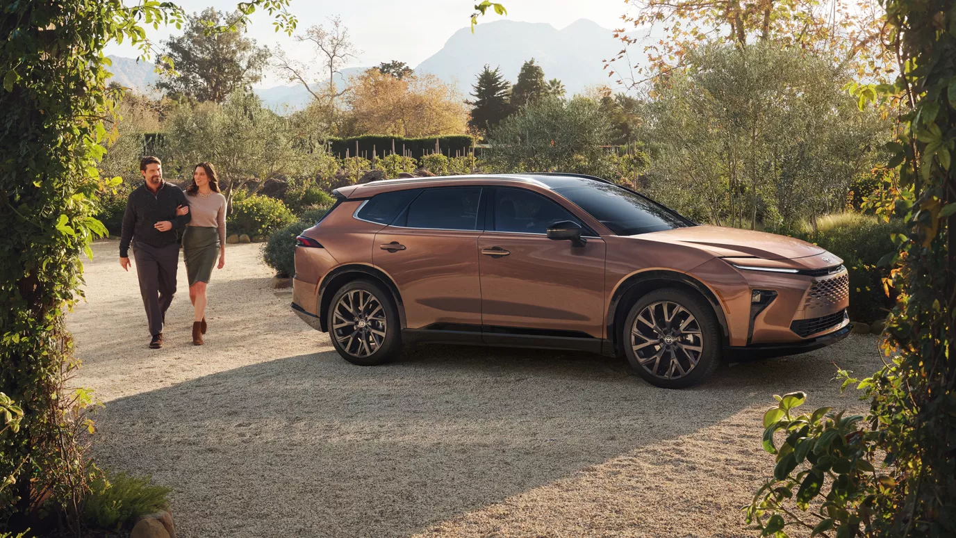 Exterior Limited Shown In Bronze Age With Advanced Tech Package Options Shown